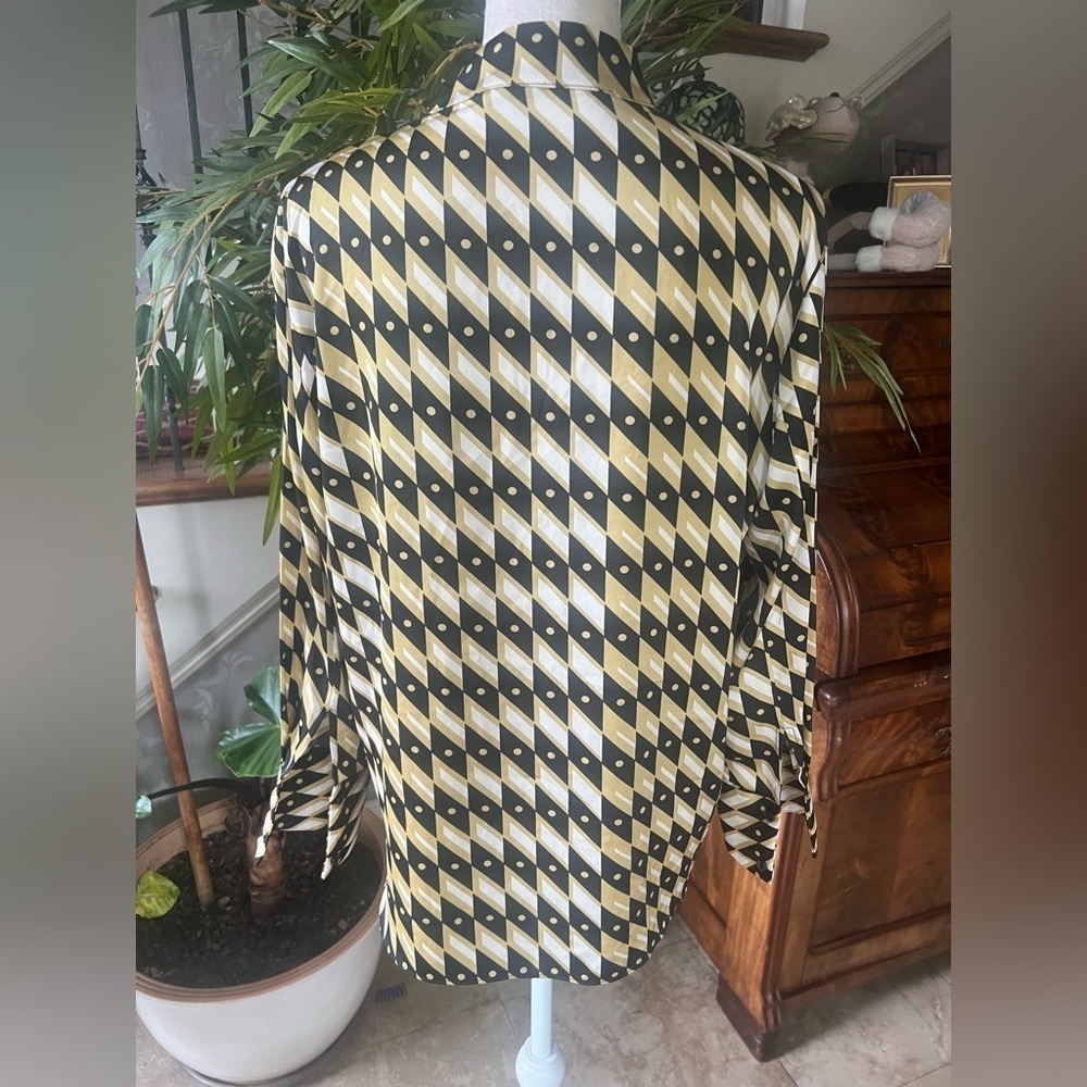 Joie ladies, pullover, long sleeve blouse XS, oversized, gold, black, and cream - Picture 11 of 13
